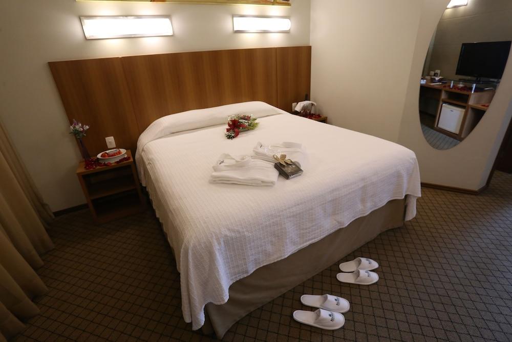 Bourbon Convention Hotel Joinville Buitenkant foto